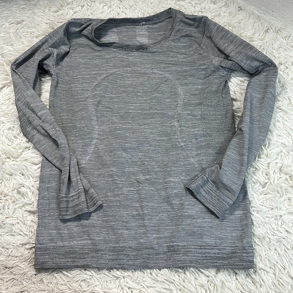 Lululemon Swiftly Relaxed Long Sleeve White / White / Black - Picture 1 of 5